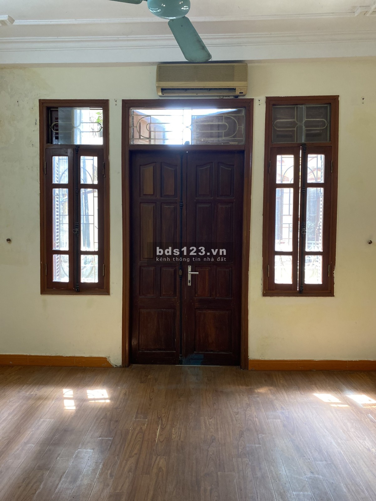 Cho thuê nguyên căn tại Ngõ 203, Phường Thanh Lương, giá 13.5…
