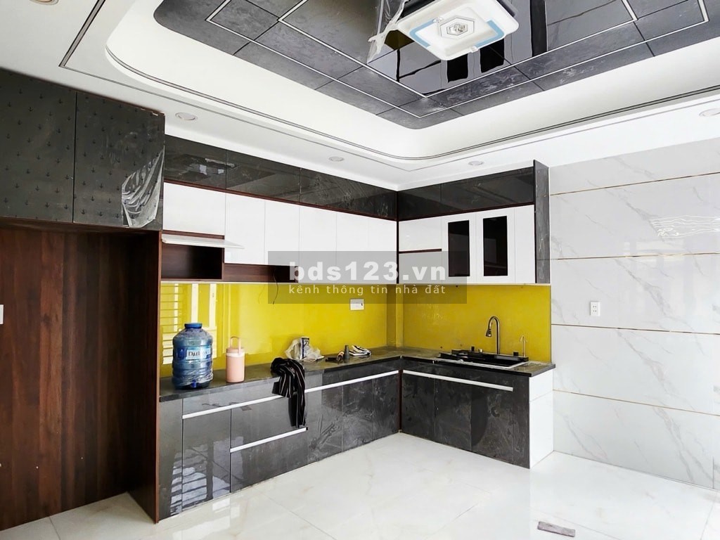 Căn góc không lộ giới - 5 tầng ô - Tô thông, mới 100% hoàn…