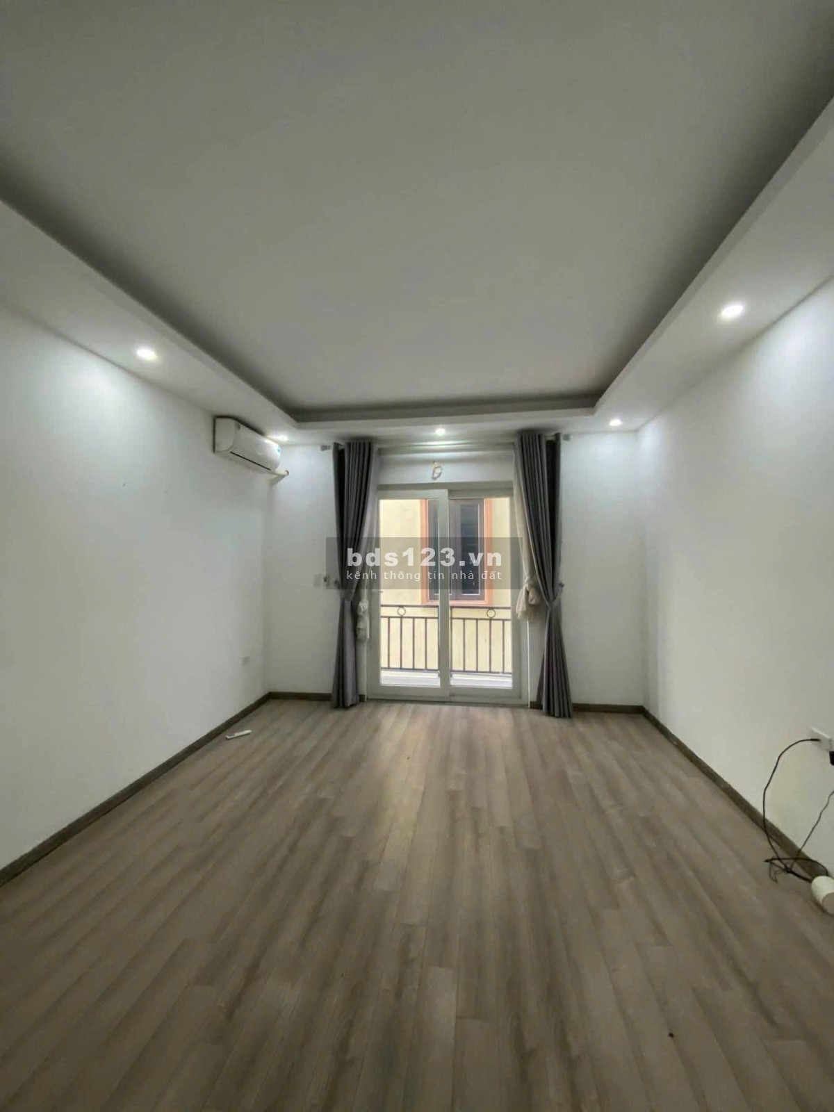 Nhỉnh 5 tỷ tại TT Yên Nghĩa Hà Đông 31m² | 5 tầng | 3.9m mặt…