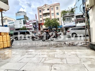 Mặt bằng nhà mặt phố, DT 80m², số 71 Bạch Đằng, Bình…