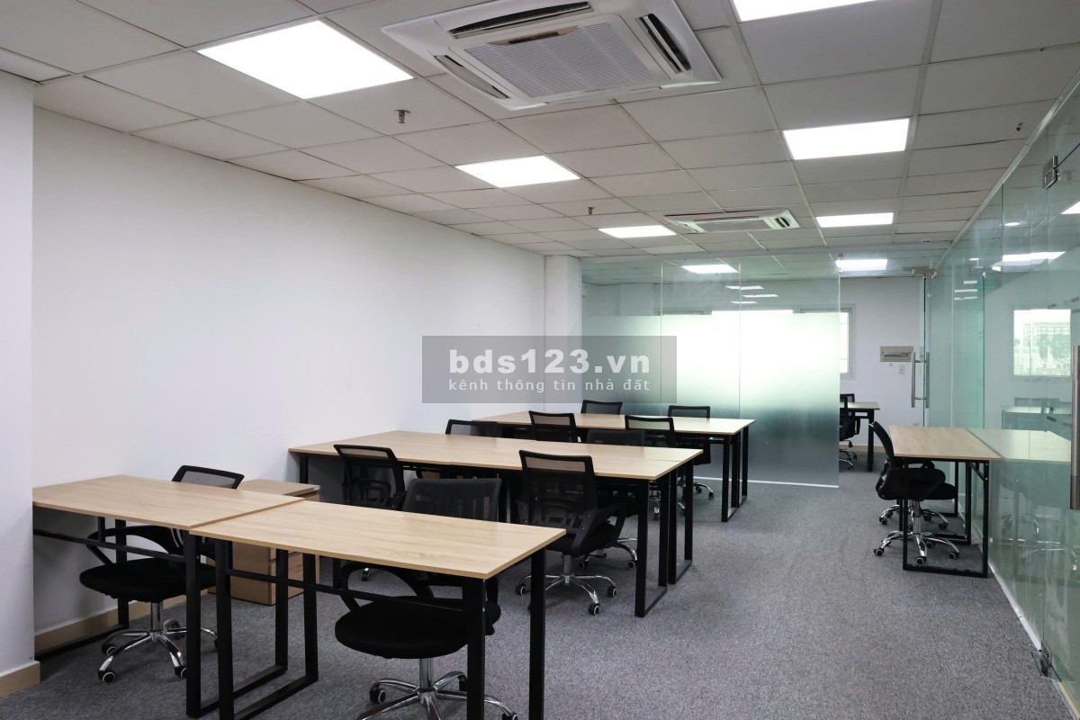 Chính chủ cho thuê văn phòng sàn siêu đẹp, view siêu thoáng,…