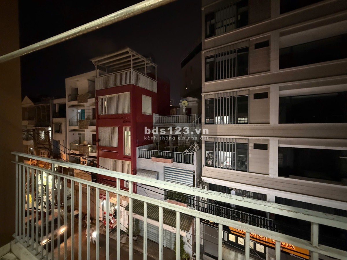 Cho thuê căn hộ studio ngay trung tâm cách sân bay 5 phút