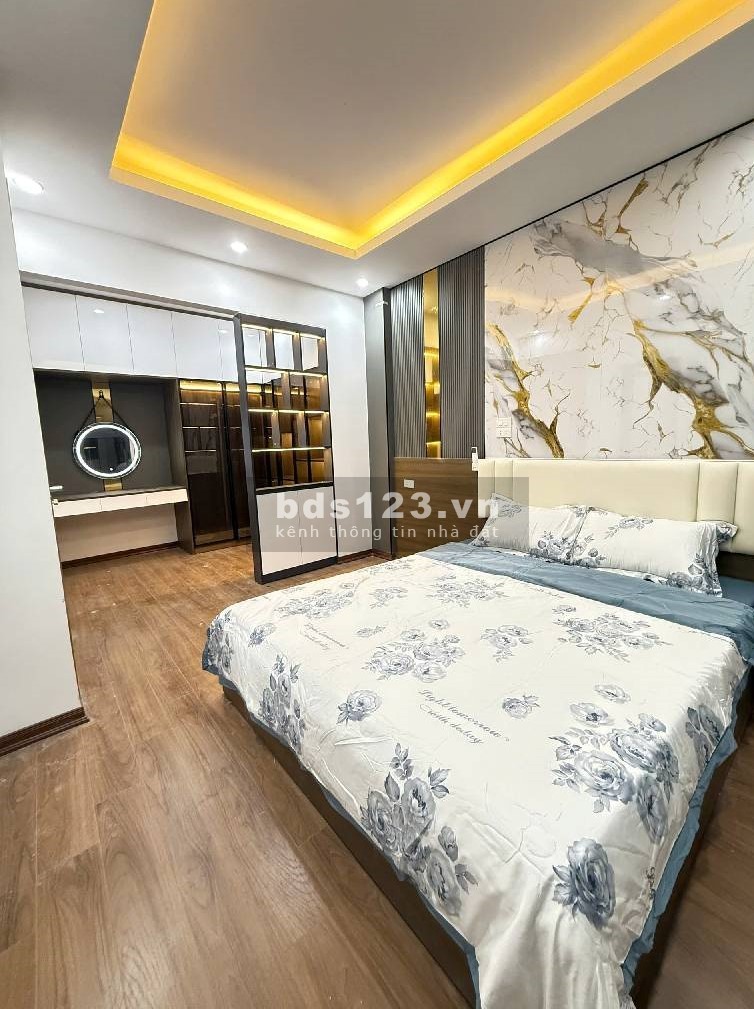 Bán căn nhà nhỏ xinh phố Tây Sơn - Đống Đa - 5 tầng, 3 ngủ…