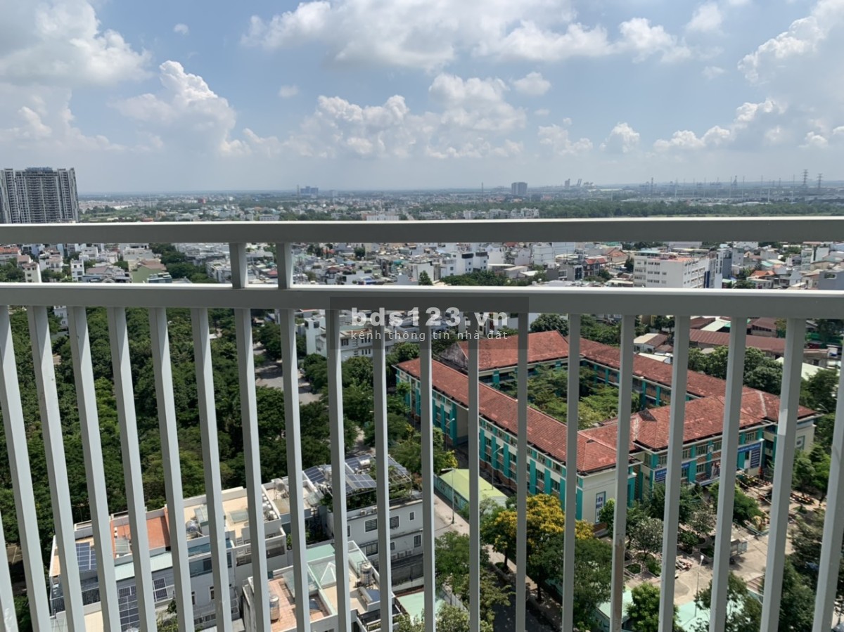 Suất thanh lý NOXH ( Blusky Tower ) 57m2, 2pn, 2wc, giá 2.1 tỷ