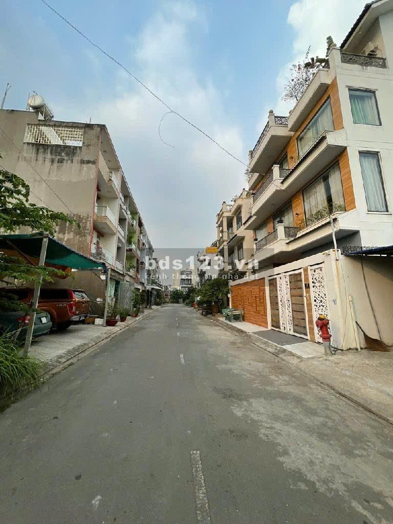 Bán nhà mới siêu đẹp nở hậu, Tỉnh Lộ 10 - Võ Trần Chí,…