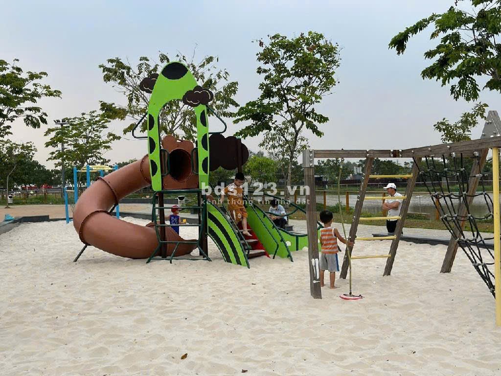 Bán nhà mới siêu đẹp nở hậu, Tỉnh Lộ 10 - Võ Trần Chí,…