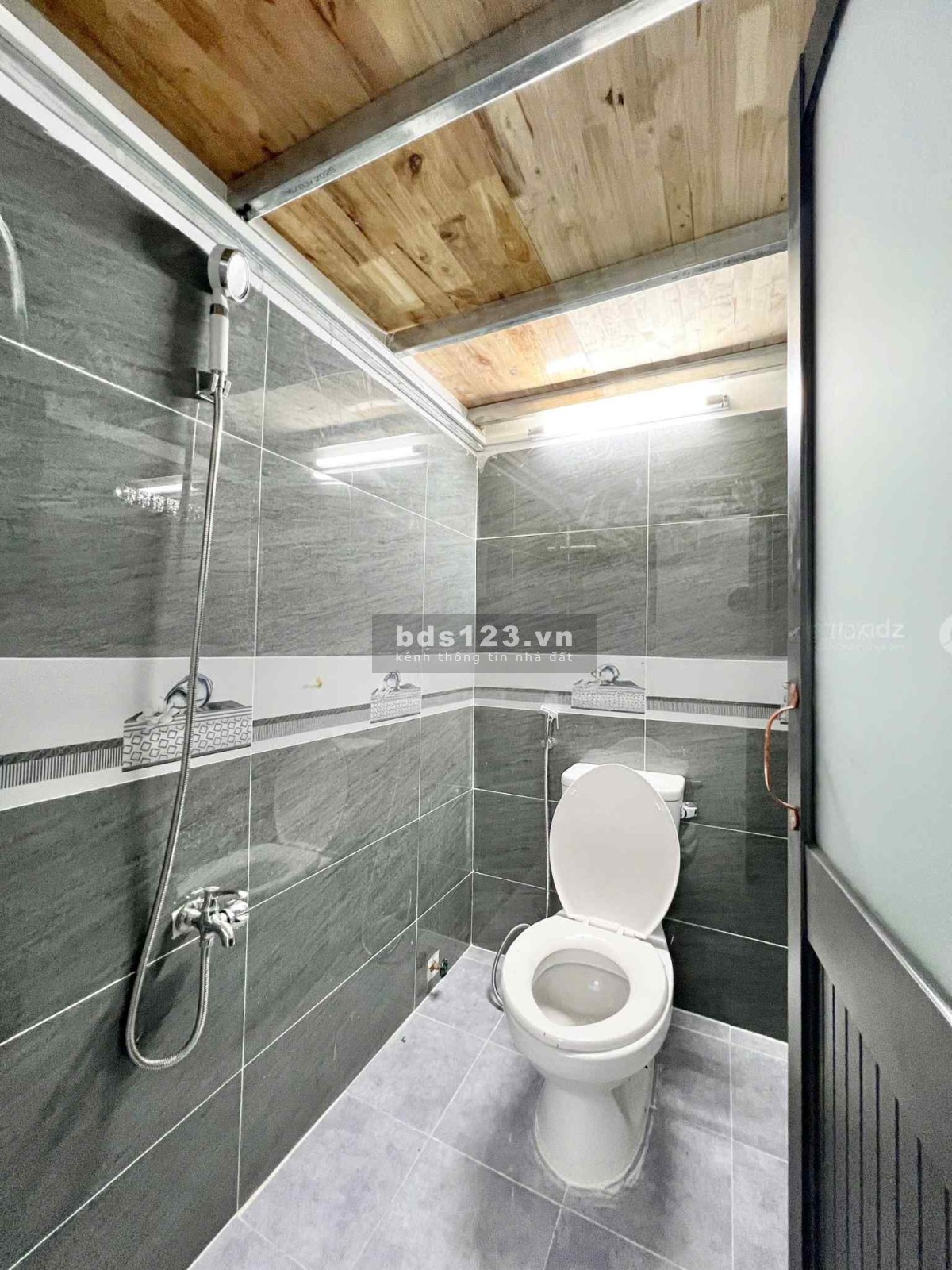 Phòng đẹp gác cao máy lạnh - 1179 Phan Văn Trị Quận Gò Vấp,…