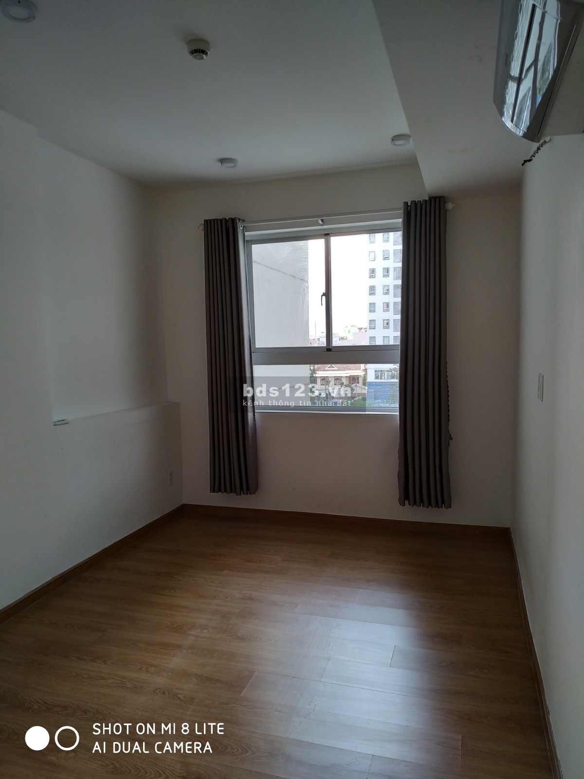 Căn hộ 18-3a tầng 3 block a Melody Âu Cơ 2pn 2wc view hồ bơi