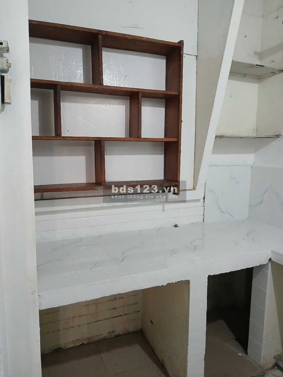 Cho thuê 2 căn hộ lầu 1 và 2 của nhà mặt tiền 608 Điện…