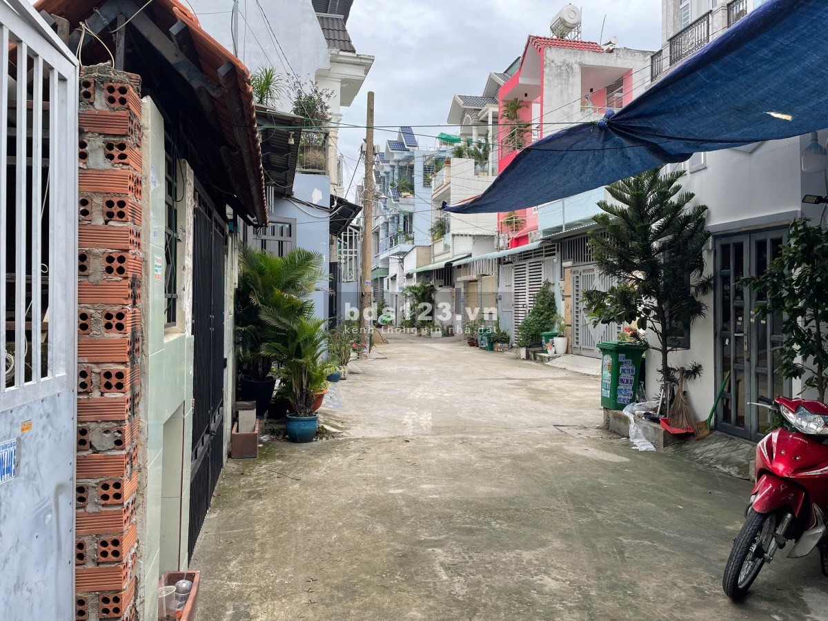 Bán đất giá rẻ đường TL 19, Q.12