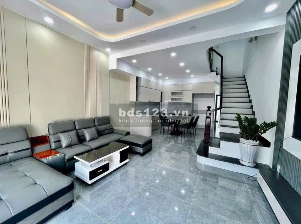 Bán nhà phố mặt tiền ngay trung tâm TP. Tân An, Long An – 85m²…