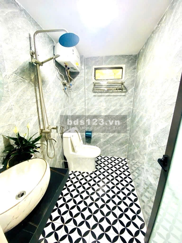 Giảm sâu 300 triệu, chỉ 4.5 tỷ, siêu phẩm Tân Mai căn góc 3…