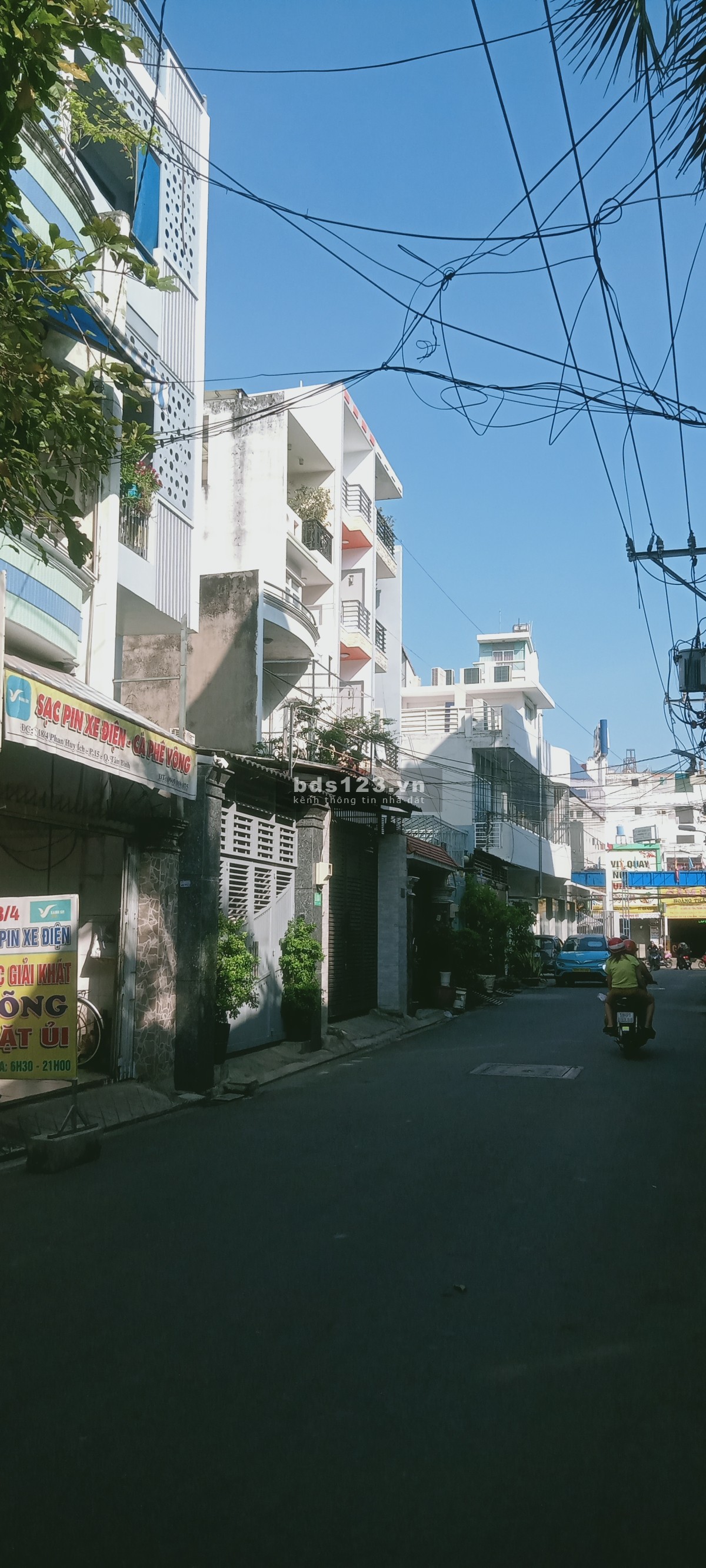 Bán gấp nhà Phan Huy Ích, 4 tầng, 84m, đường 6m, ôtô ngủ…