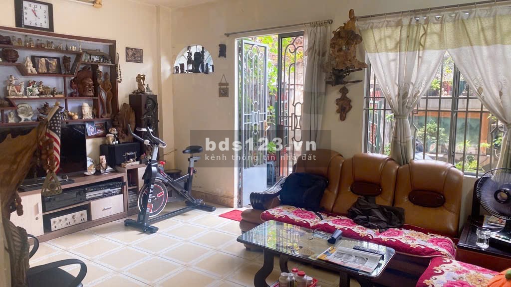 Bán nhà Cách Mạng Tháng Tám, 2 tầng, 90m², P.11, Q.3, vị trí…
