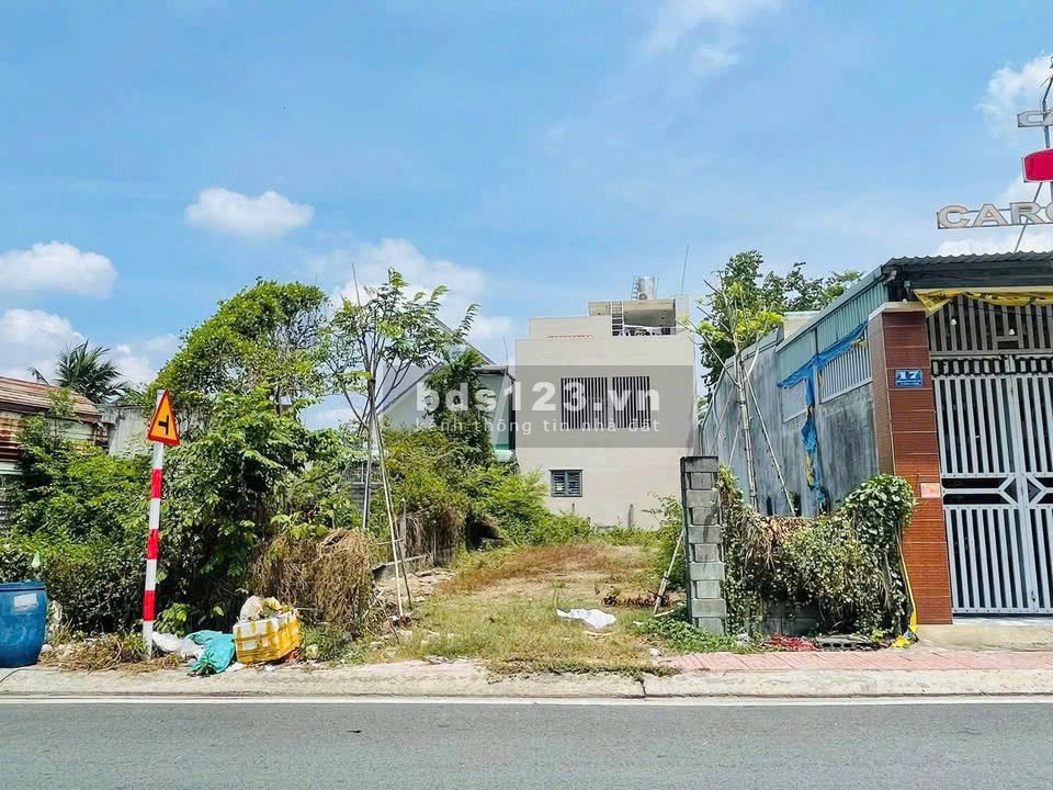 Xoay vốn làm ăn, bán gấp lô đất 135m² full thổ cư, mặt…