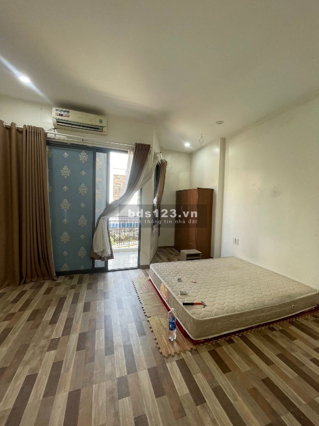 Bán gấp nhà 3 tầng, kiệt ô tô tránh, đỗ cửa – Thái Thị…