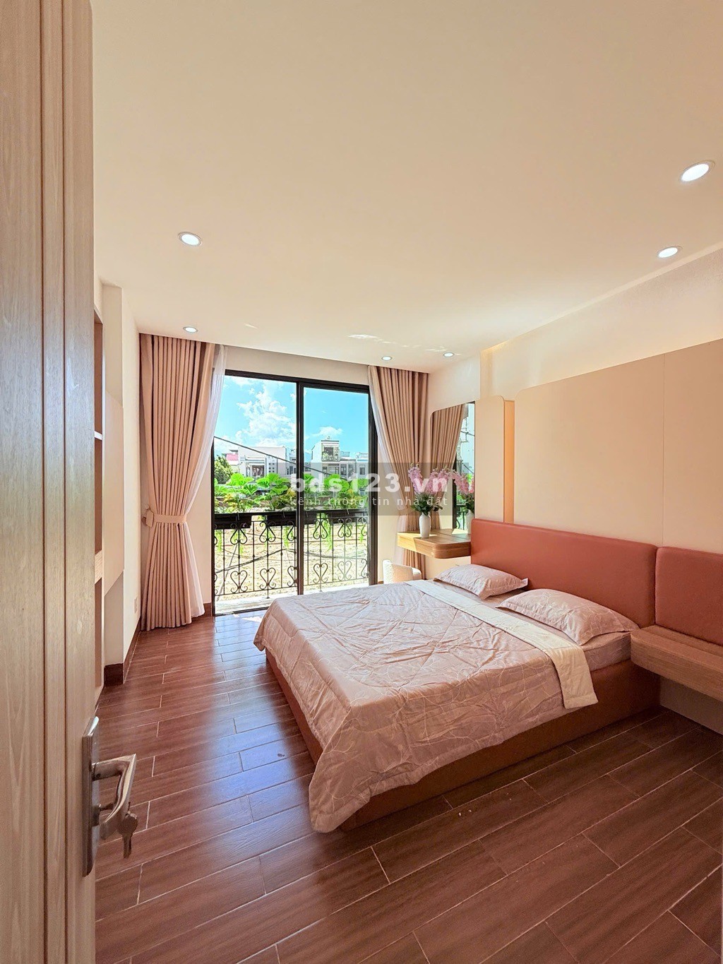 Bán gấp nhà 3 tầng, kiệt ô tô đỗ cửa – Trần Xuân Lê,…