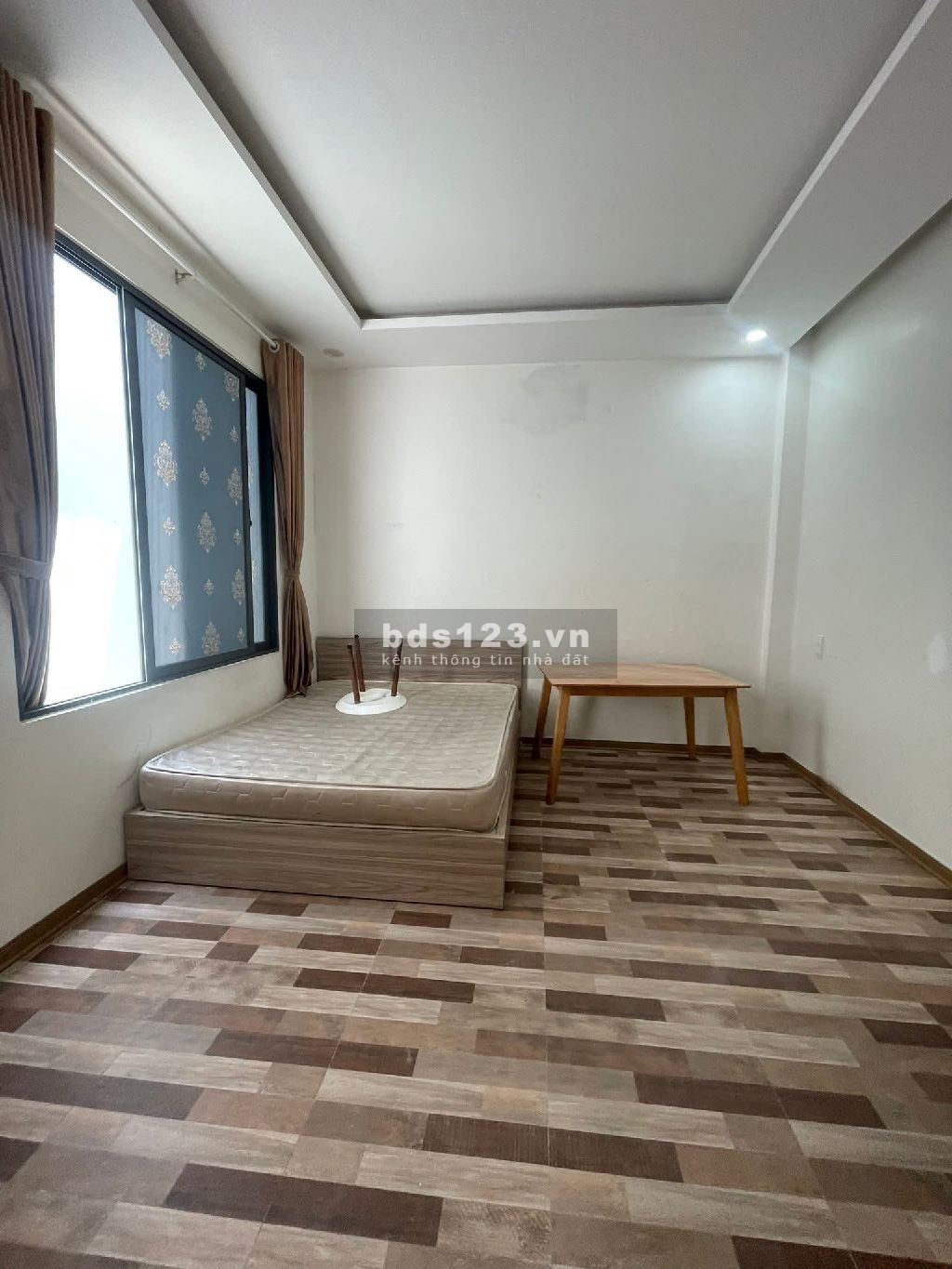 Bán gấp nhà 3 tầng, kiệt ô tô tránh, đỗ cửa – Thái Thị…