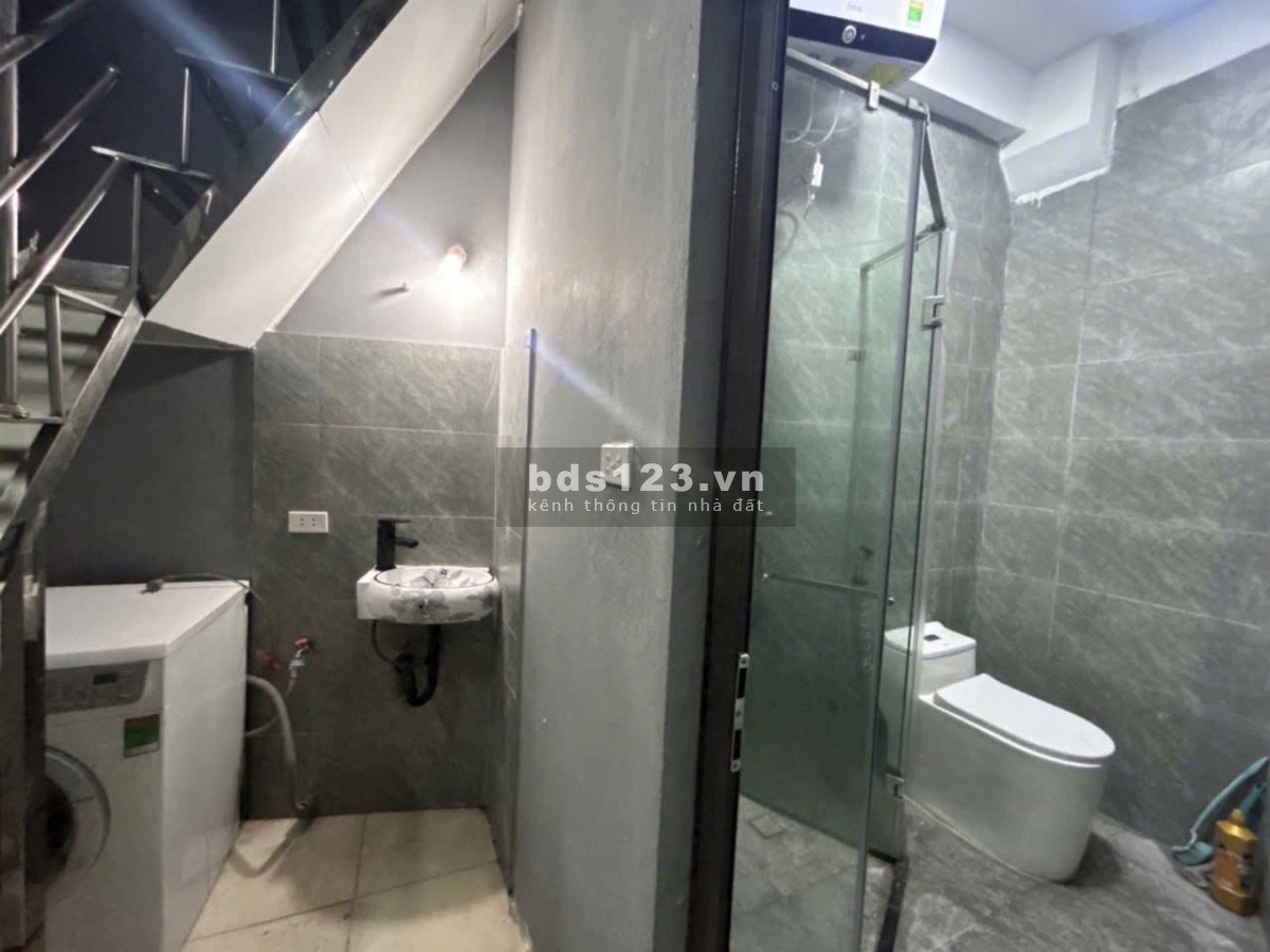 Bán Căn hộ dich vụ Phố Triều Khúc, 11 phòng cho thuê 45…