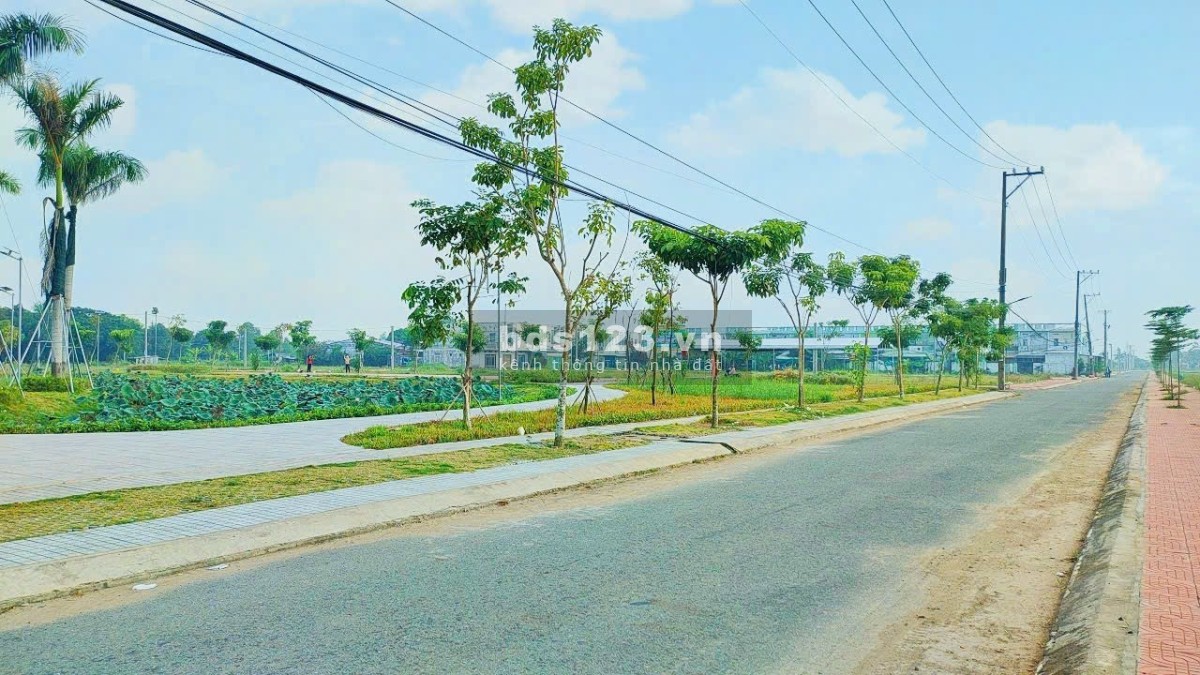 Bán đất nền KDC Minh Châu, QL 1A , giá cực chất 10.6 triệu/m2,100m