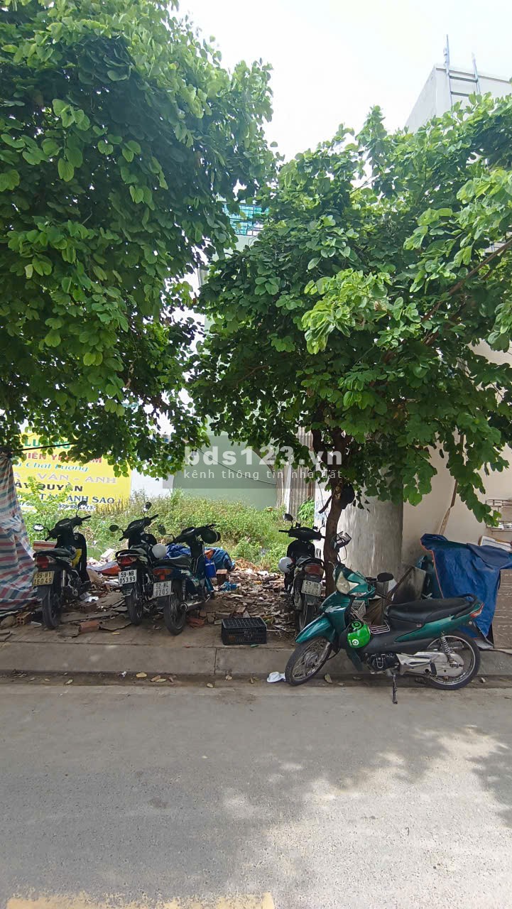 Bán lô đất ngay trung tâm phường Bình Hưng Hòa, đường nội…