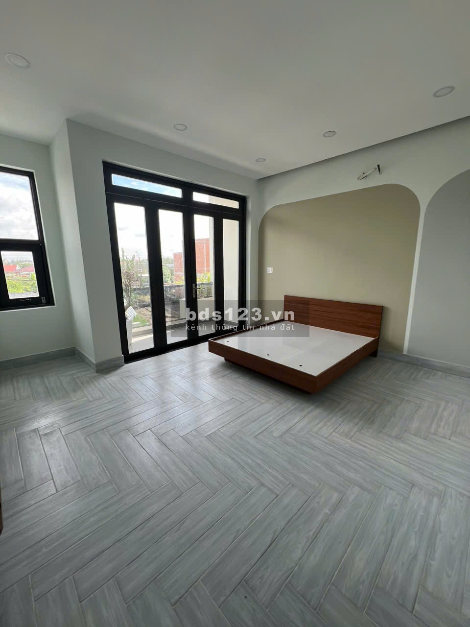  Bán nhà phố 110m², SHR, trung tâm Huyện Cần Đước (gần KCN…