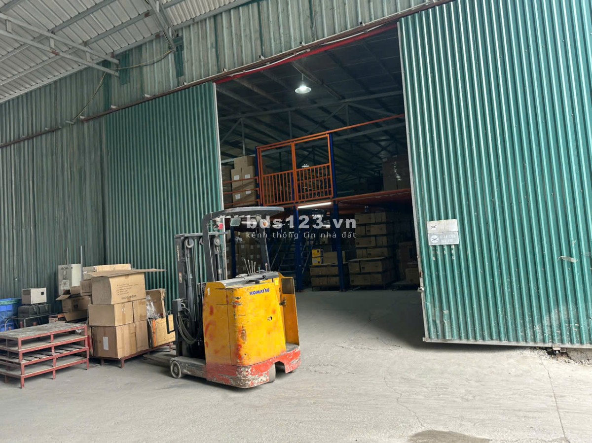 Cho thuê 700 - 3500m2 kho xưởng tại Cầu Diễn, Hà Nội