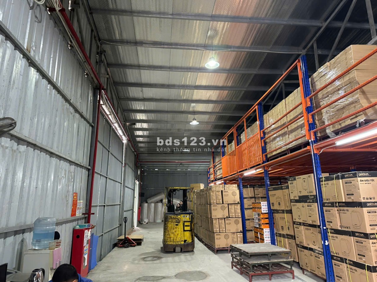 Cho thuê 700 - 3500m2 kho xưởng tại Cầu Diễn, Hà Nội