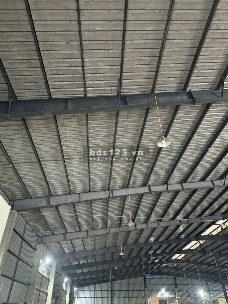 Cho thuê kho, nhà xưởng, đất 6000m2 giá rẻ tại Đường Phan…