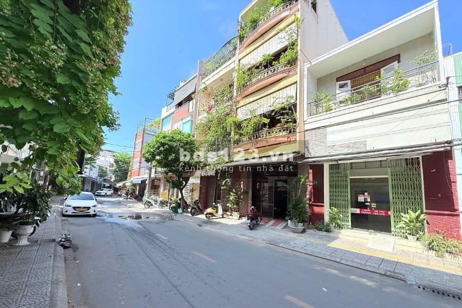 Bán Nhà Mặt Tiền Đỗ Quang - 2,5 Tầng - Thanh Khê, Trung Tâm…