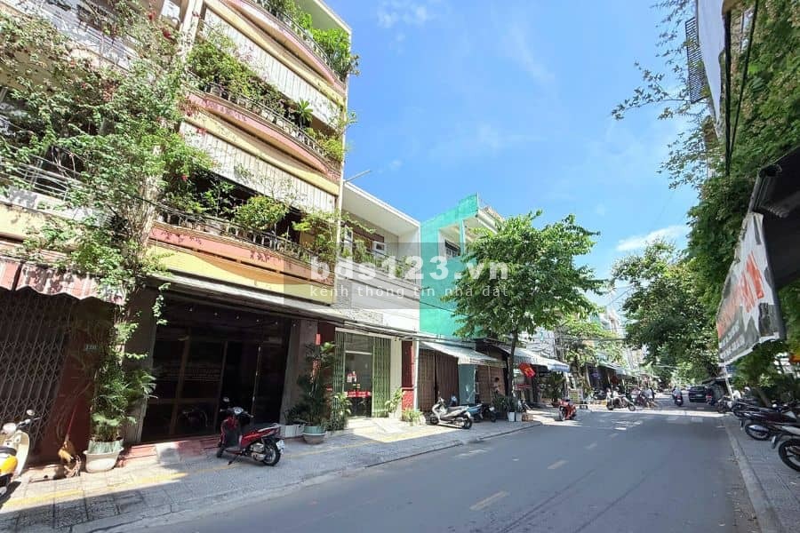 Bán Nhà Mặt Tiền Đỗ Quang - 2,5 Tầng - Thanh Khê, Trung Tâm…