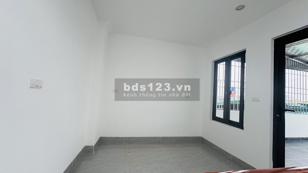 ️Nhà mới Hoa Lâm, Lệ Mật, trung tâm Việt Hưng, nội thất…