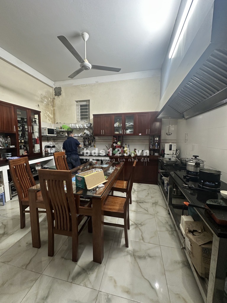 Bán nhà Hoa Lâm, Lệ Mật, TT Việt Hưng - Dân xây chắc chắn,…