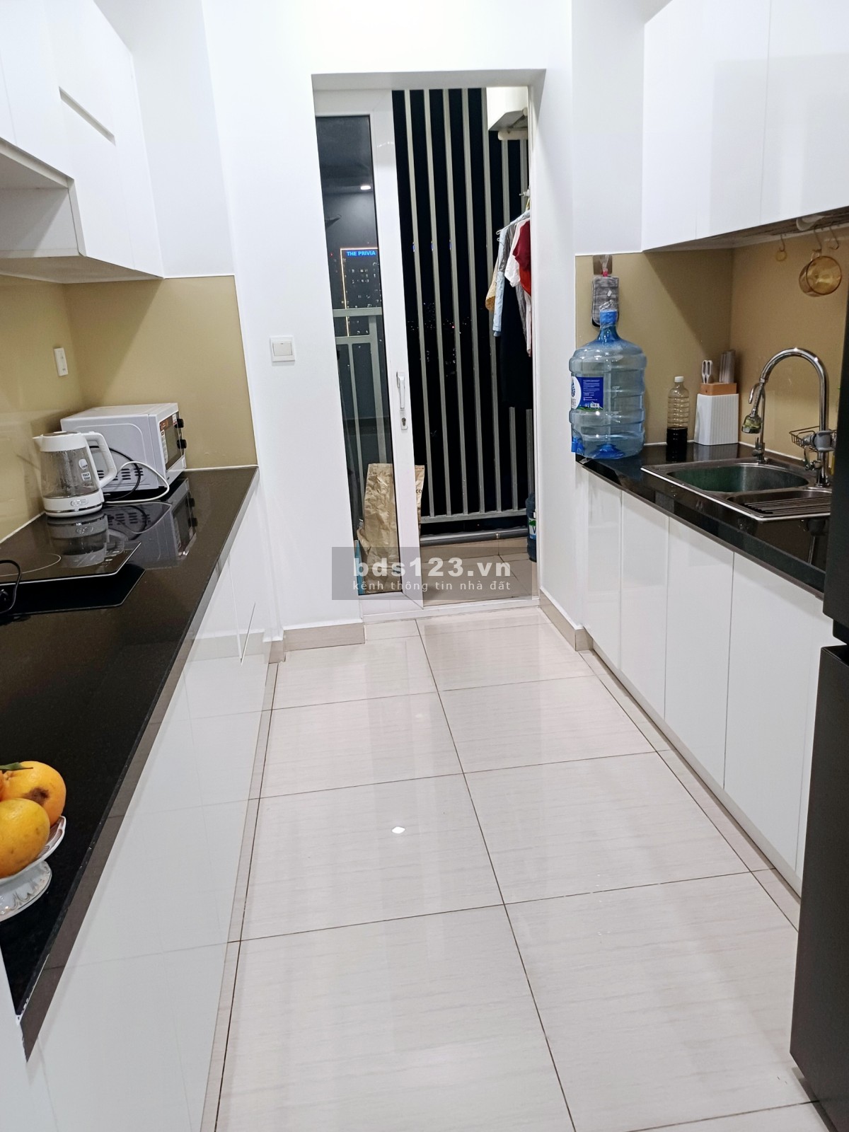 Cho thuê căn góc 78m2 2pn2wc, full nội thất, dọn vào ở ngay.…