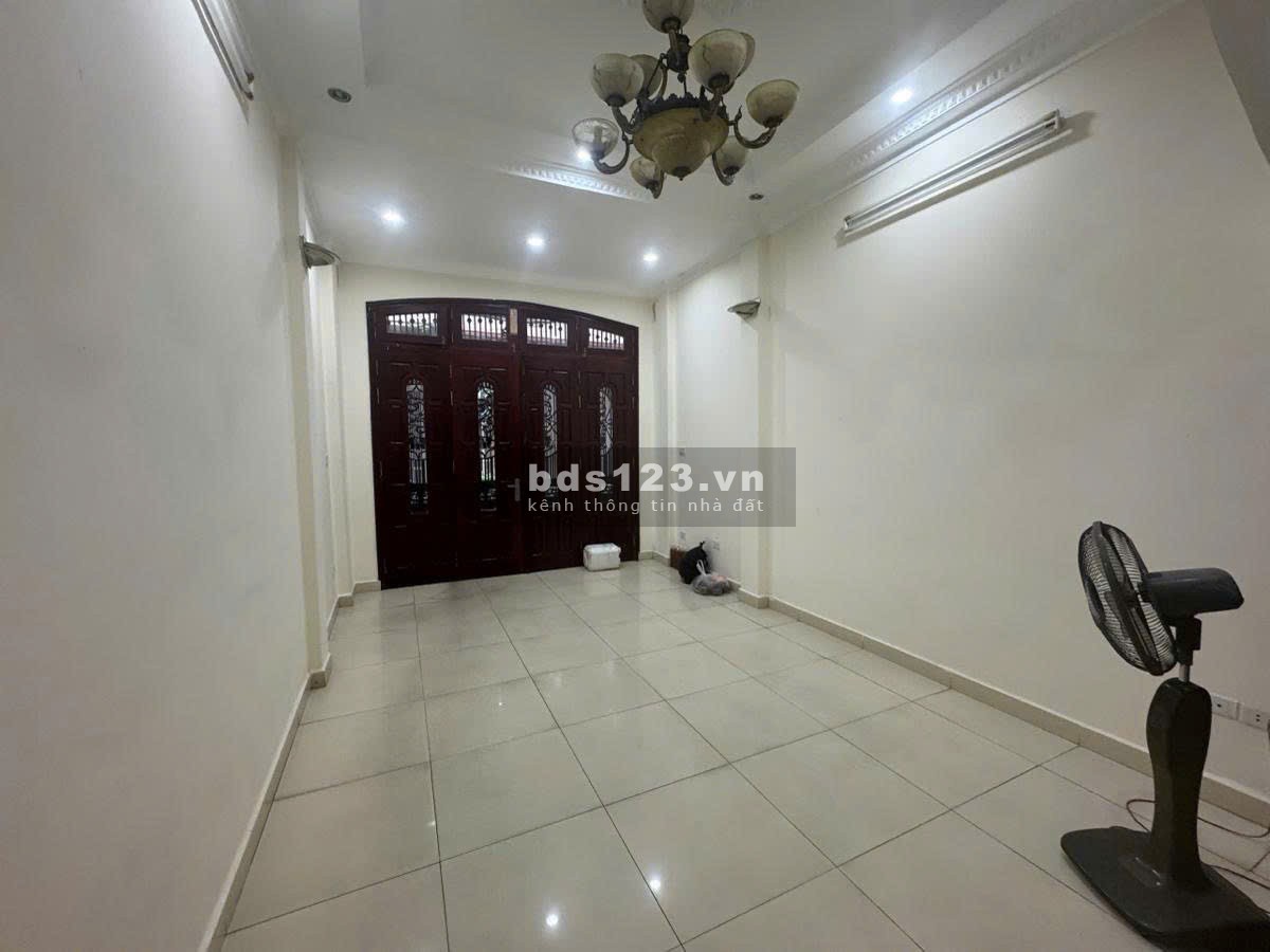 Chính chủ Bán nhà Phân Lô - phố VIP Nguyễn Chí Thanh - Vừa ở…