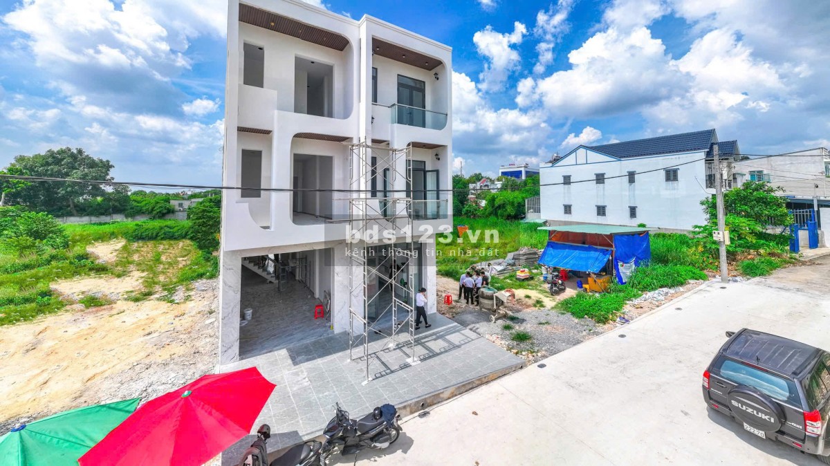 Nhà mặt phố ngay trung tâm Thủ Dầu Một