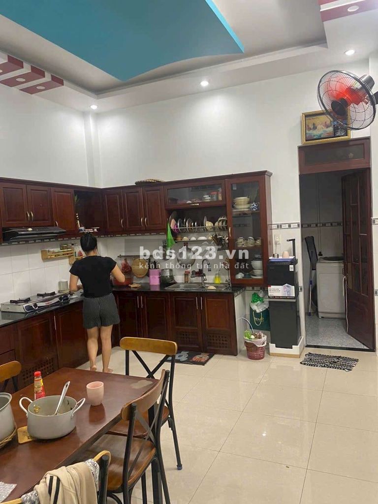 Nhà SIÊU HIẾM ngay Hoàng Diệu 2 - 60m2 - 2 tầng - 5,7 tỷ