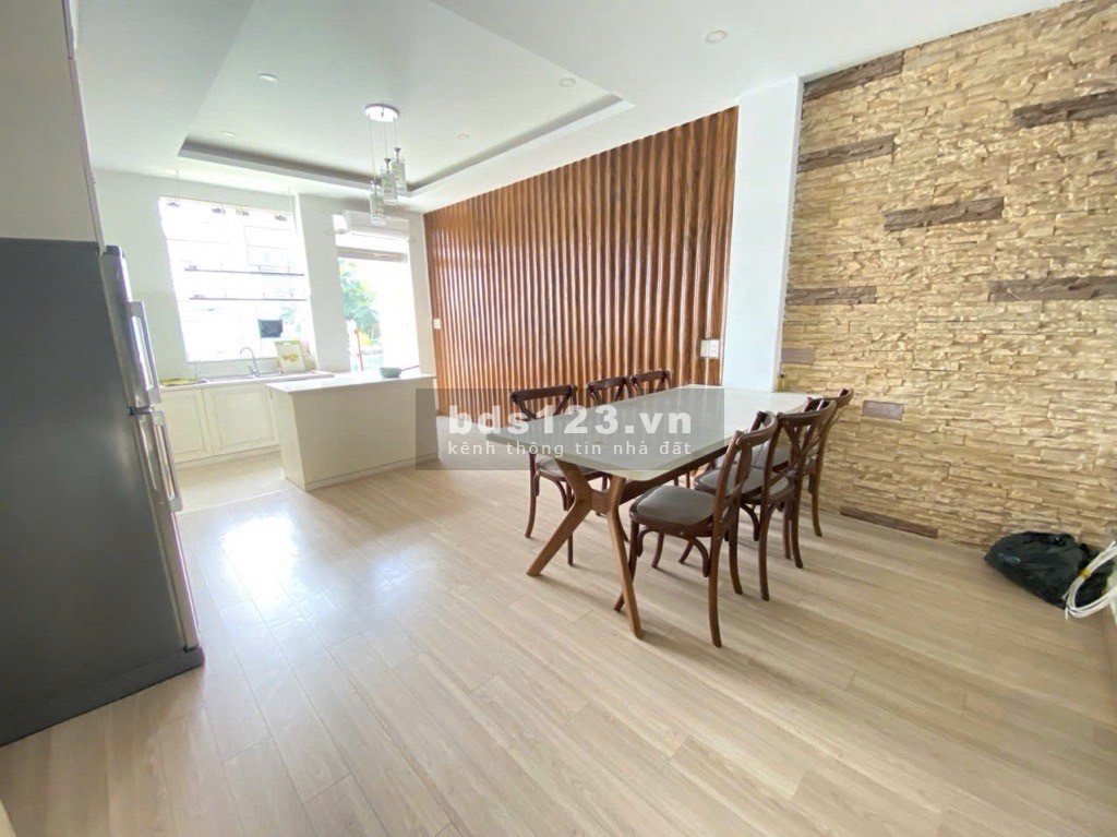2 mặt tiền đẹp Trần Thánh Tông 56m²