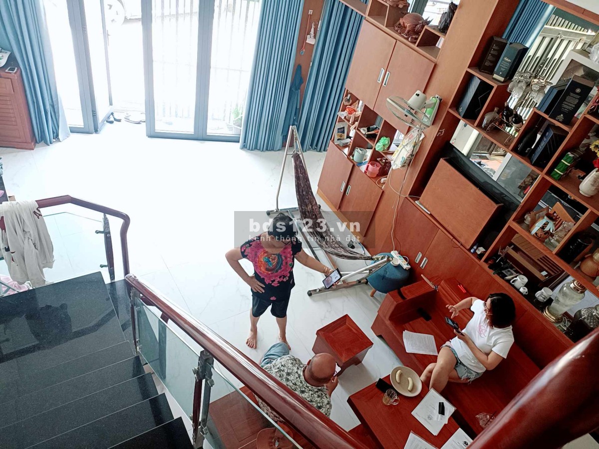 HẺM XE HƠI Nhà trệt 2 lầu Linh Xuân chỉ 5,05 Tỷ