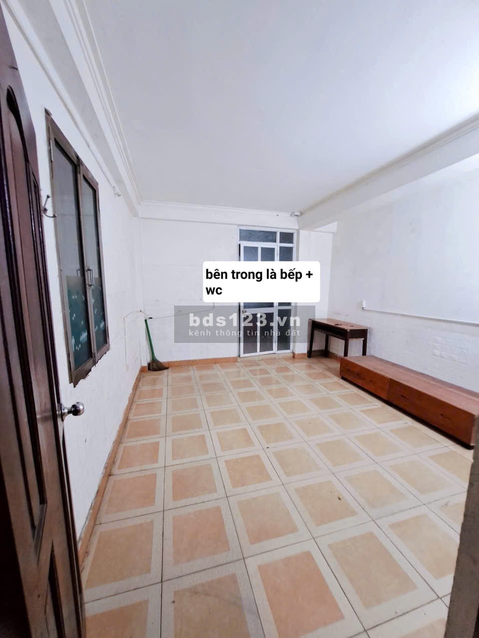 Cho thuê MB chính chủ đường Ngọc Hồi, Hoàng Mai, HN 75m2