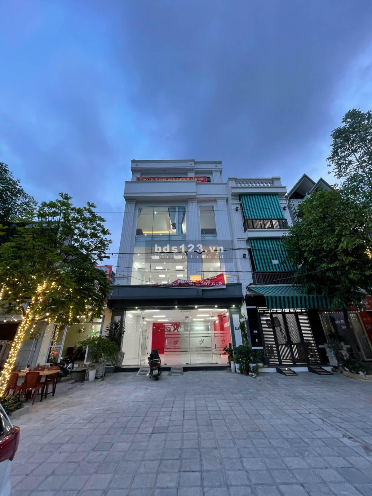 Cho thuê nhà mặt tiền, mặt bằng kinh doanh 4 tầng - Trung tâm…