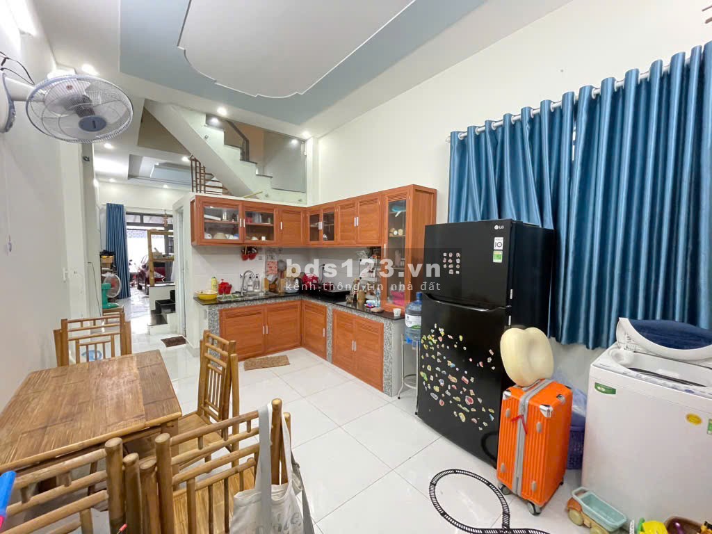 Siêu phẩm nhà hẻm xe hơi Linh Xuân, Thủ Đức đẹp lung linh…