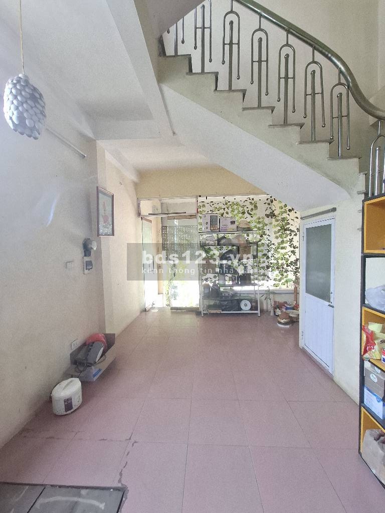 Nhà hiếm - Phân khúc giá/m² rẻ Tây Hồ, gần CV Nước, cầu…