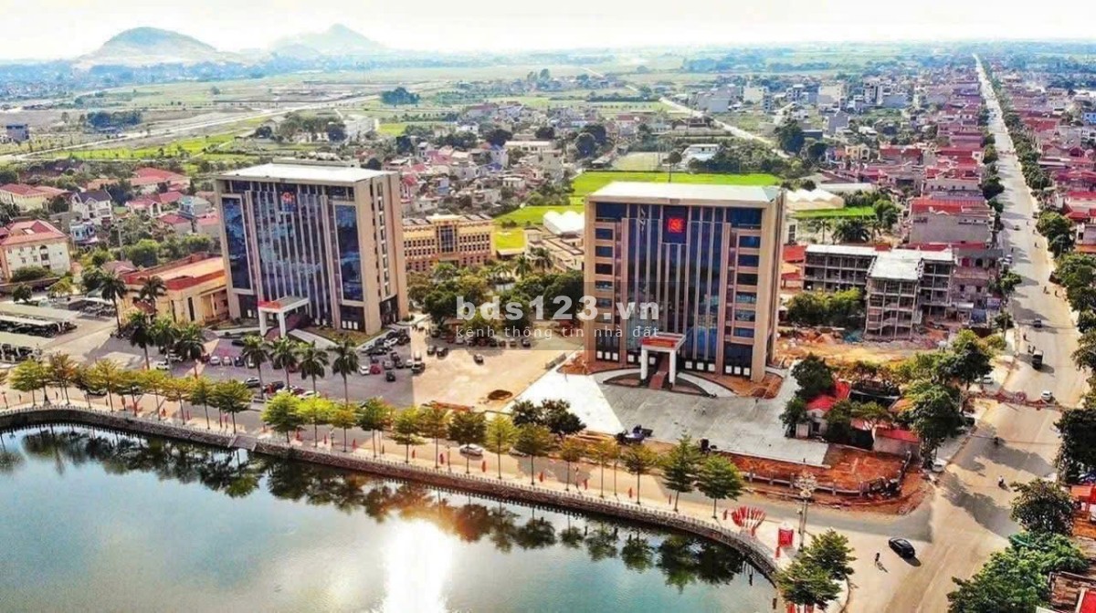 BÁN - Bích Sơn Central Point, Bích Động, Việt Yên 40 triệu/m2, 85m2-Mt 5m