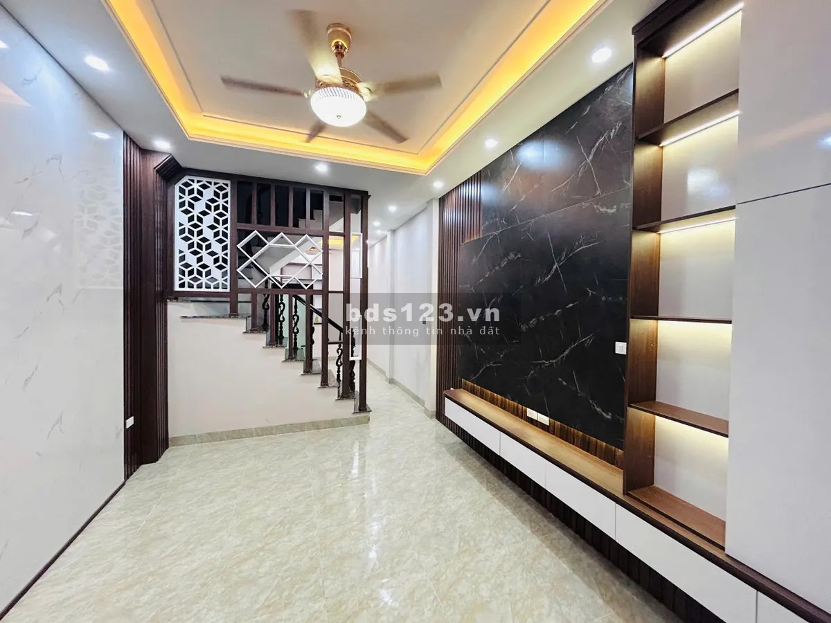 Siêu phẩm Nhà Mới 5 Tầng – 41m² –Gần Phố-Khương Đình…