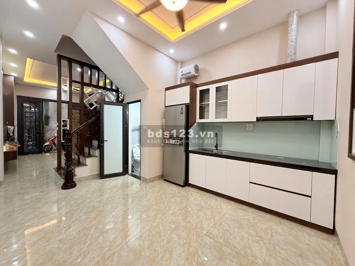 Siêu phẩm Nhà Mới 5 Tầng – 41m² –Gần Phố-Khương Đình…