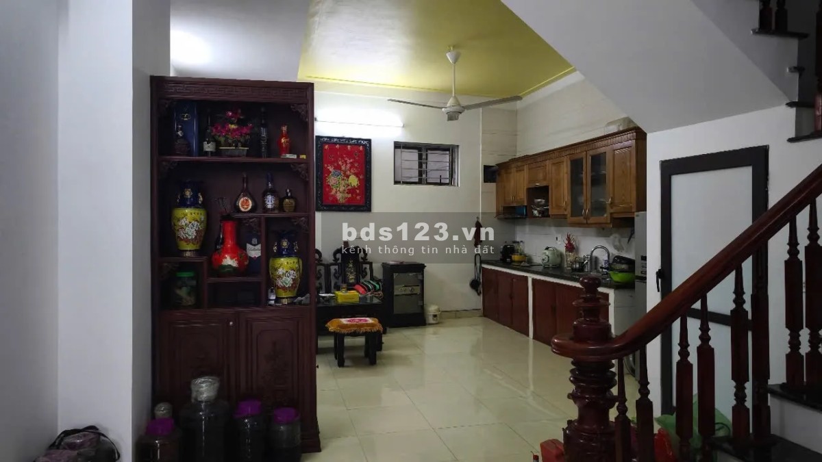 Nhà đẹp Đông Dư, Gia Lâm - Gara ô tô nở hậu khe thoáng sau nhà