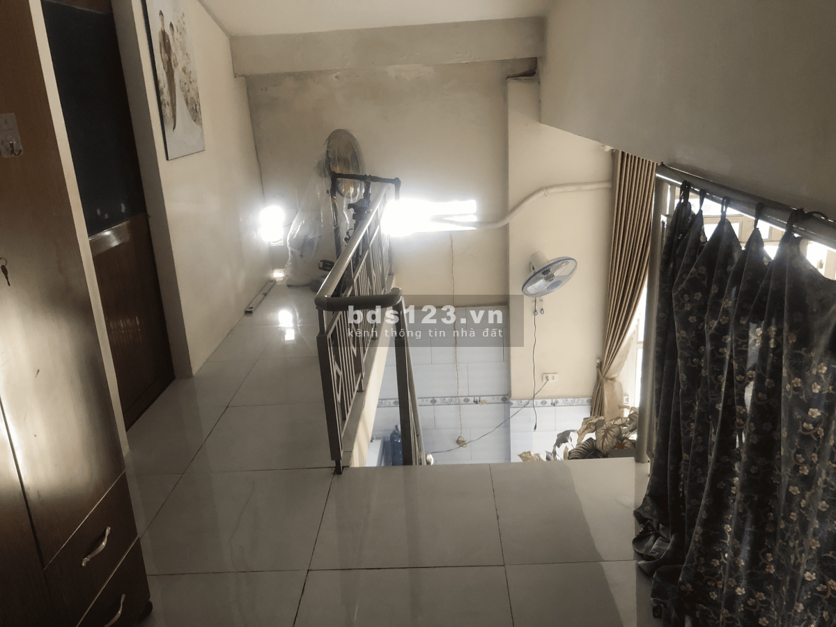 Bán nhà ~60m² có gác, 3PN, gần chợ–trường–UBND Xuân Thới…