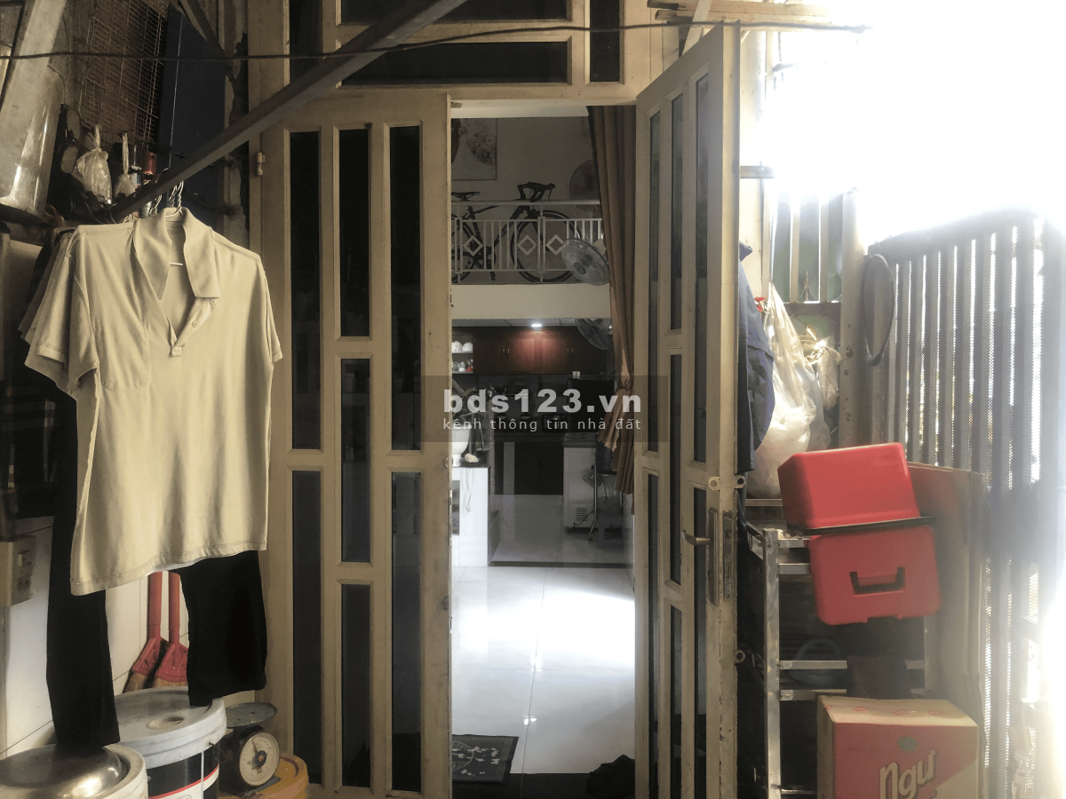 Bán nhà ~60m² có gác, 3PN, gần chợ–trường–UBND Xuân Thới…