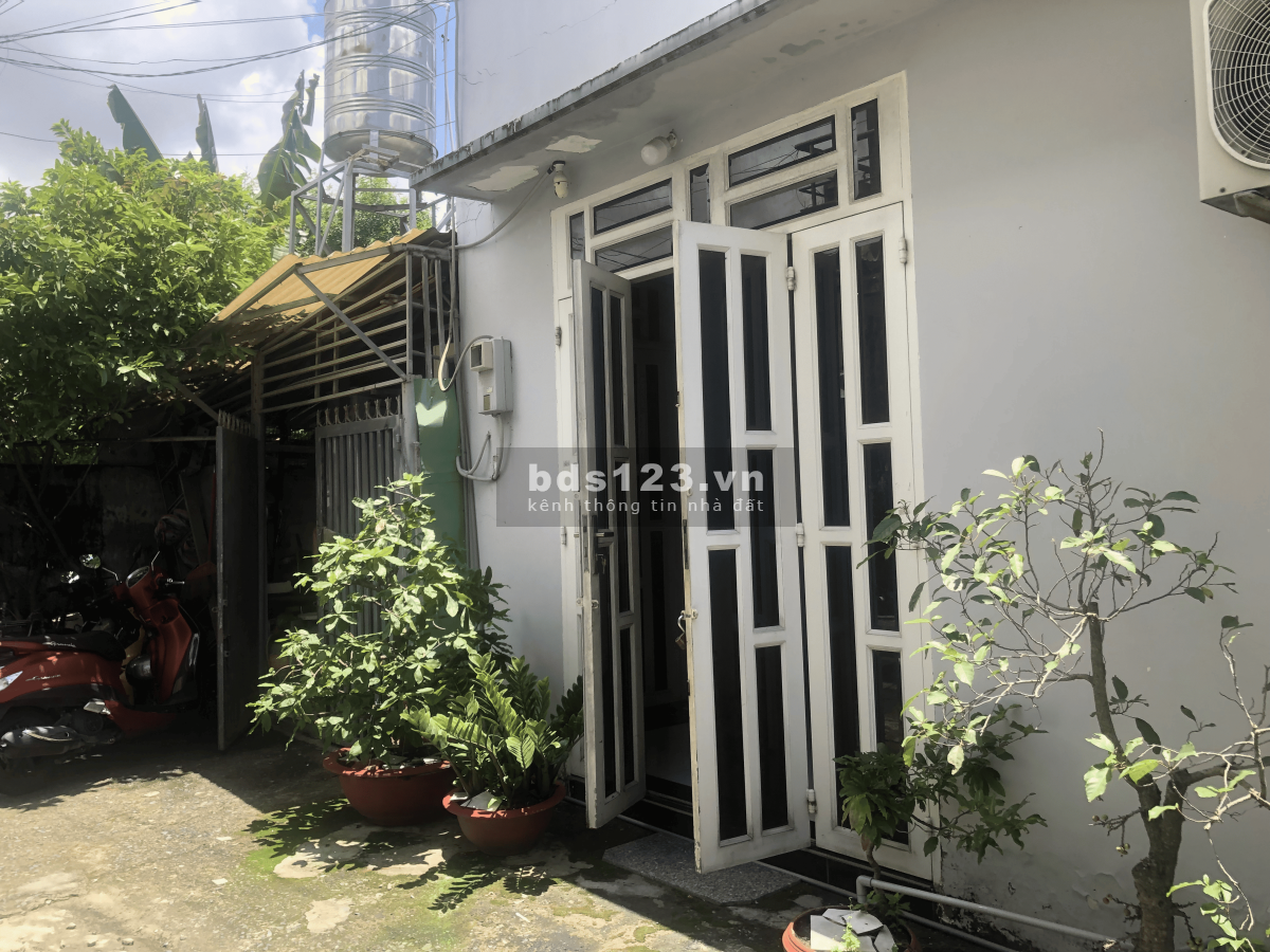 Bán nhà ~60m² có gác, 3PN, gần chợ–trường–UBND Xuân Thới…